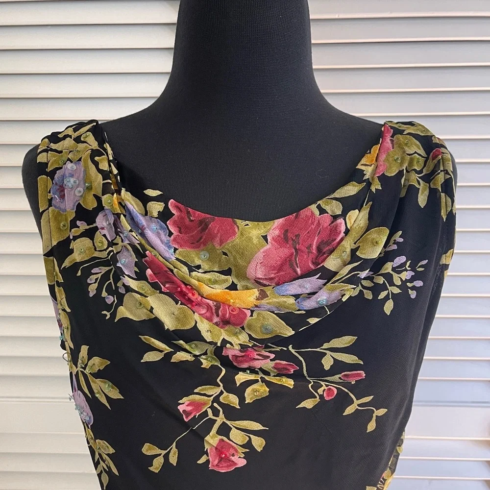 Floral Black Maxi Dress - Picture 2 of 6